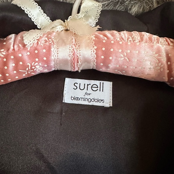 Surell from Bloomingdale’s Grey Faux Fur Women’s Hooded Zip Vest US Size M/L - Picture 2 of 7